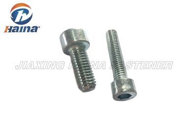 Testa esagonale zigrinata Bolt della vite a testa cilindrica dell'incavo della sfortuna di Gr4.8 Gr8.8 Gr10.9 JIS B1176